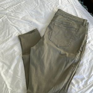 Womens Old Navy Rockstar Khaki Jeans size 16